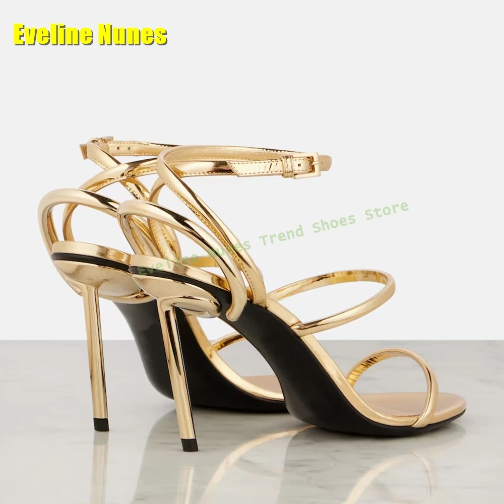 Golden Strappy Metallic Leathe - Sandal Strappy Heeled reseña y precio