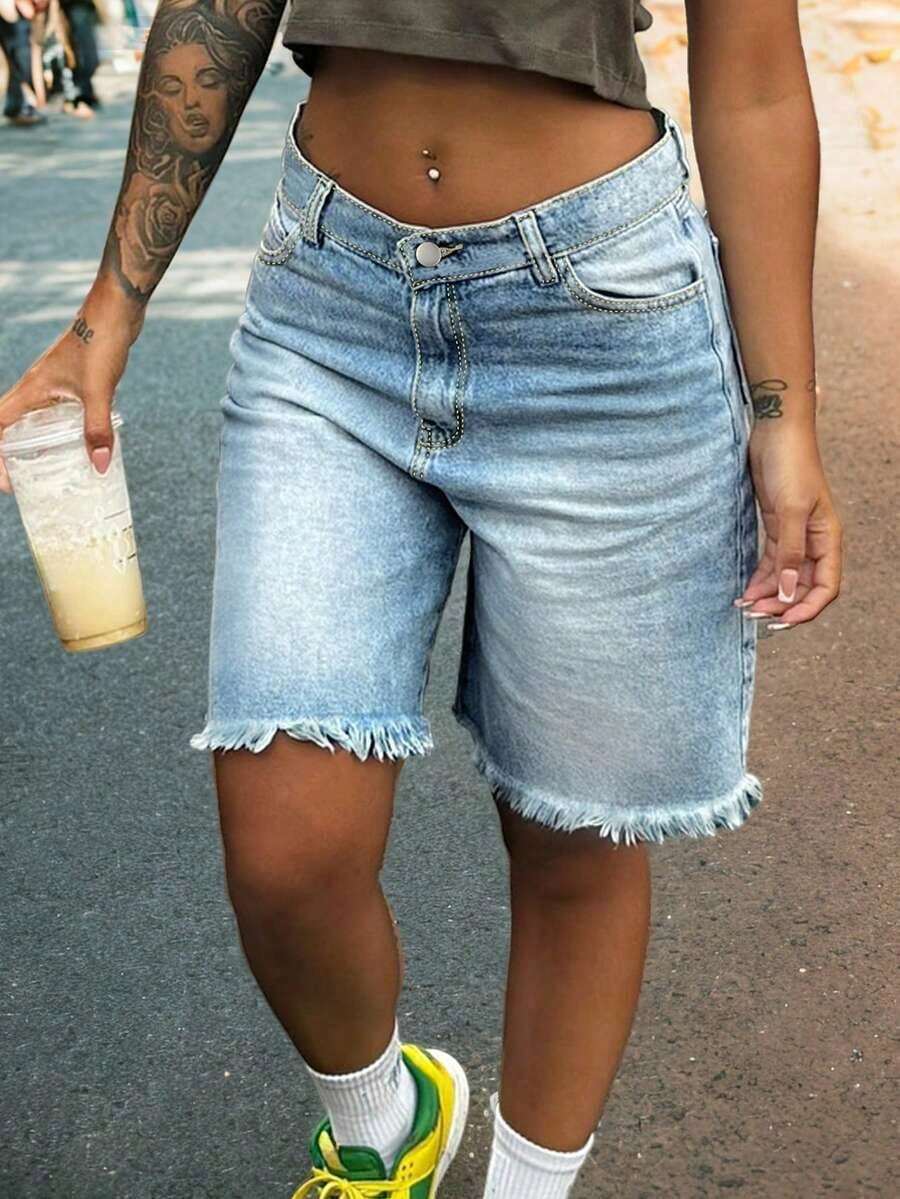 Womens Light Wash Denim Bermud - Shorts Denim Frayed reseña y precio