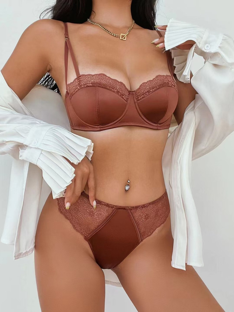 French Lace Embroidery Underwe - Bralette Triangle Set reseña y precio
